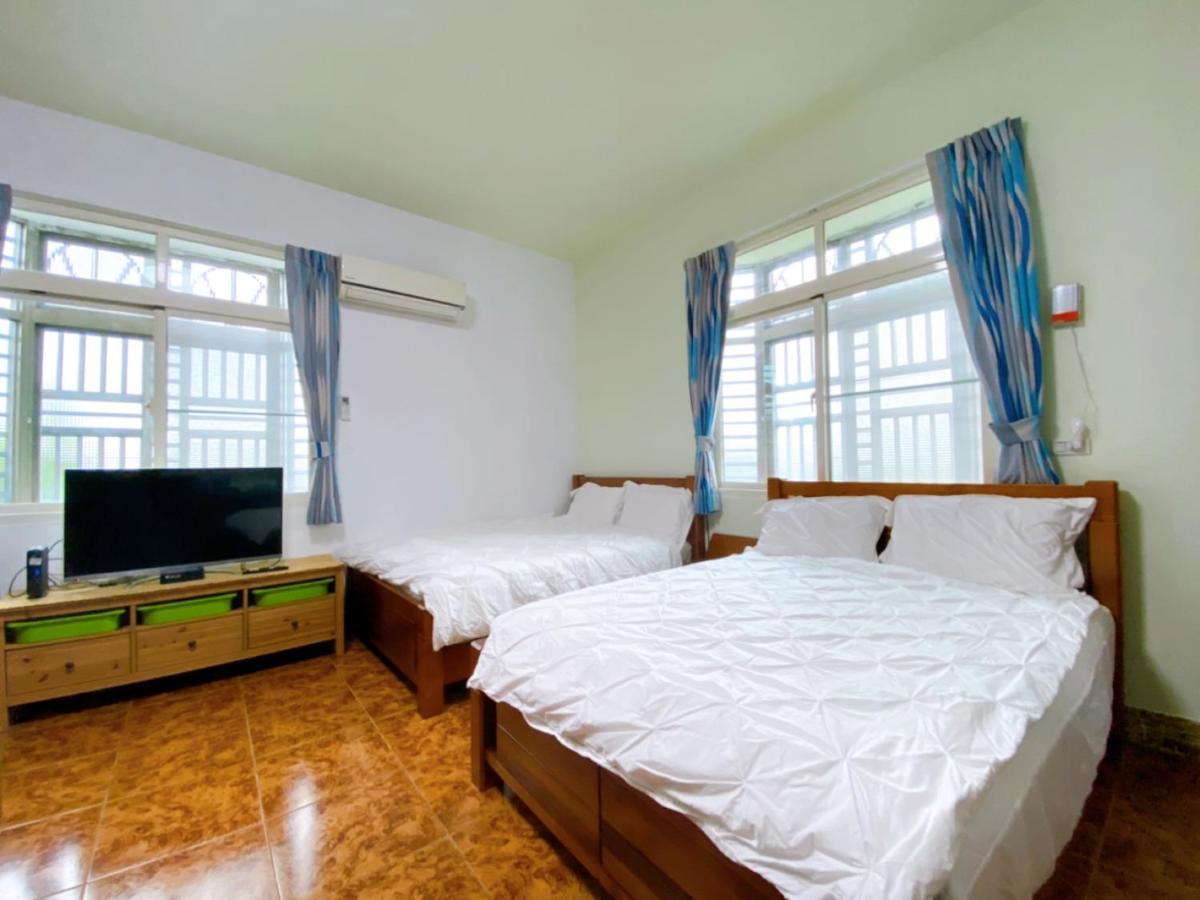 Bridgeside Homestay Pingtung Ngoại thất bức ảnh